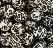 Load image into Gallery viewer, Animal Print MAMA Keychain